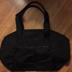 Lululemon tote bag.. like new ! Used twice